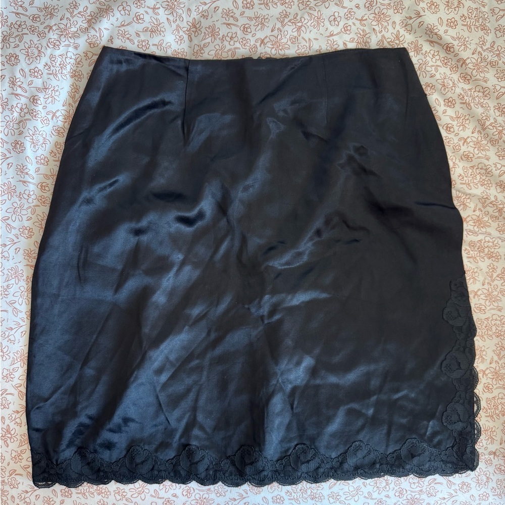 Black skirt